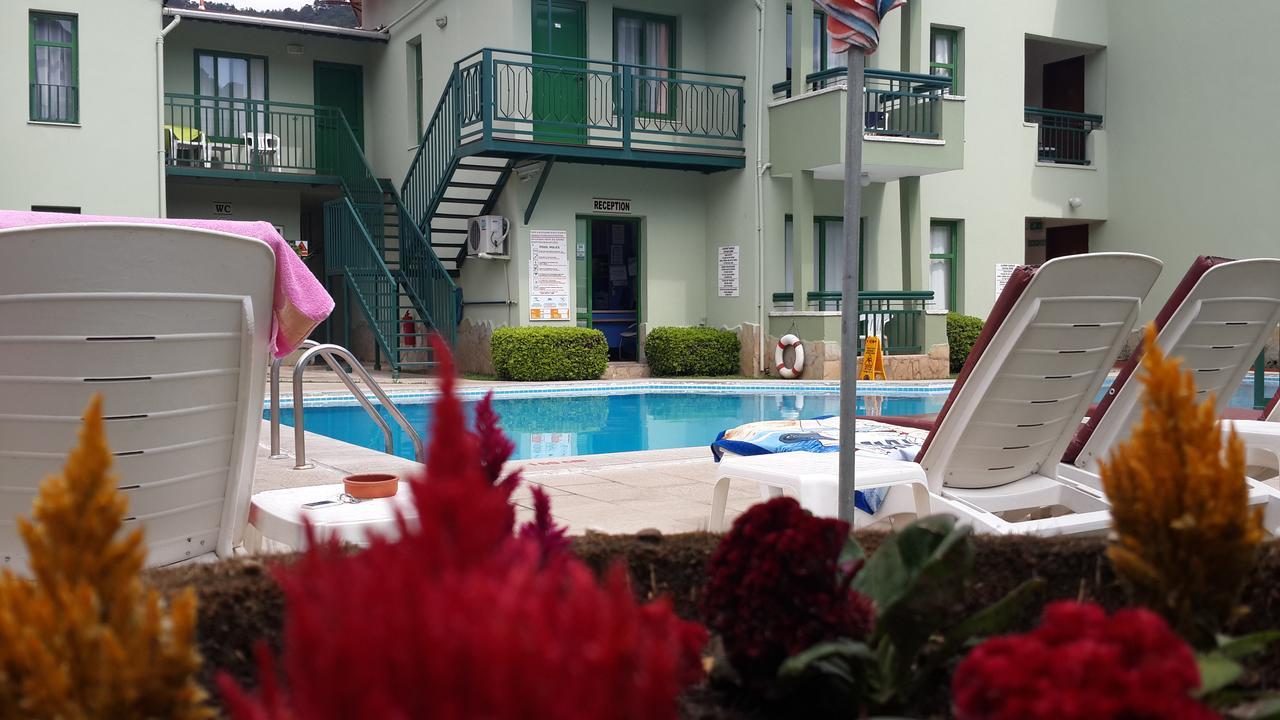 Avlu Apartments 1 Icmeler Bagian luar foto